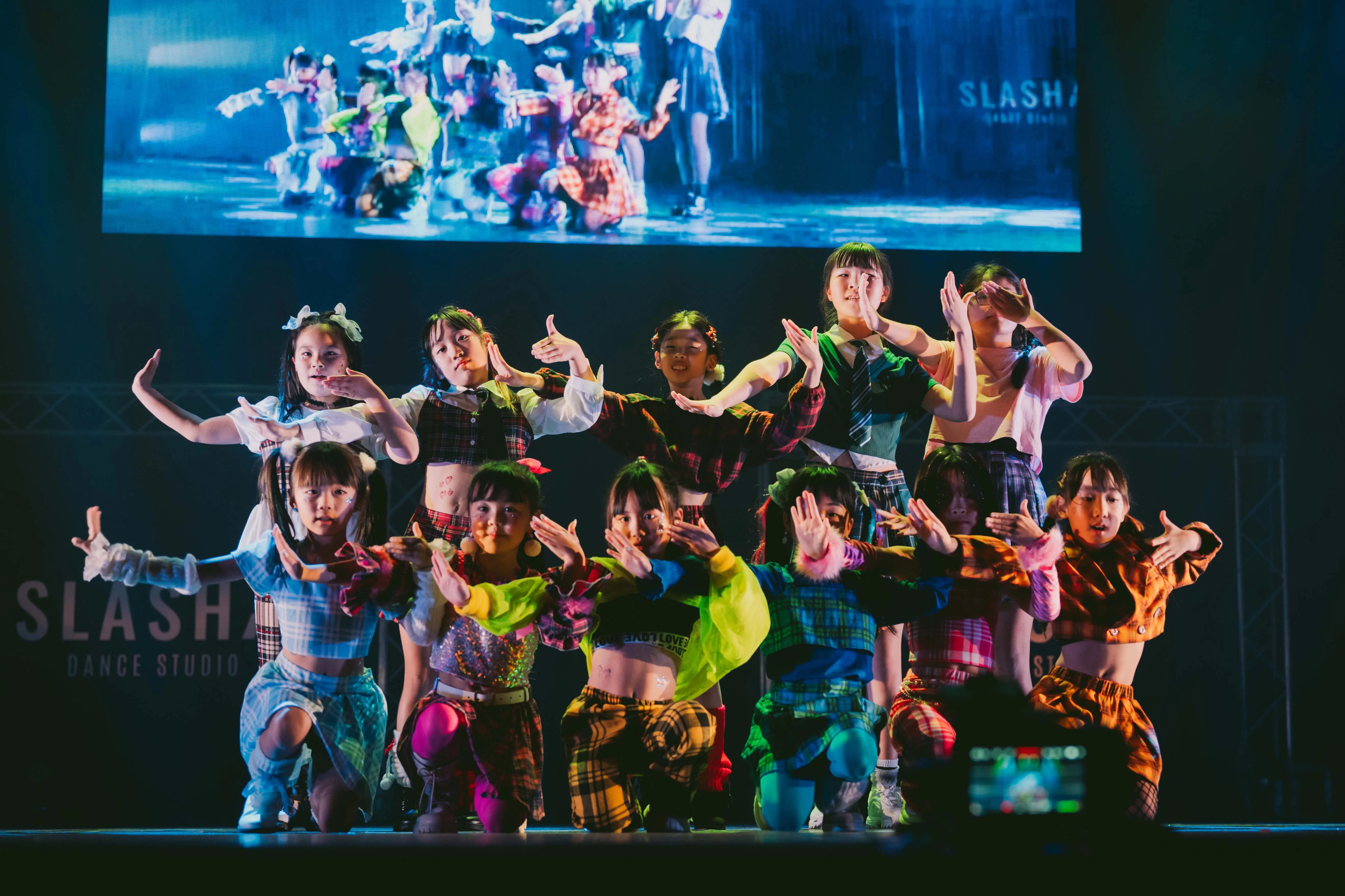 インストラクター | SLASH DANCE STUDIO